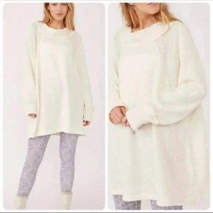 FREE PEOPLE SHE’S A KEEPER COWL NECK SWEATER MEDIUM NWT